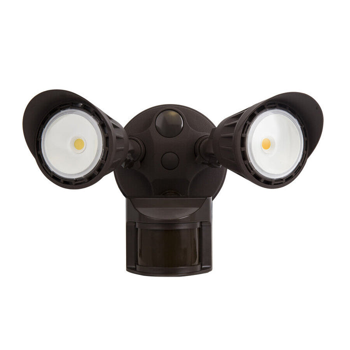 Eiko 10637 OWL2-20/20W/830-U-S18-BZ Security Light 2 Head 2000lm 20W 100lpw 80CRI 3000K 120-277V 180Deg Sensor Bronze